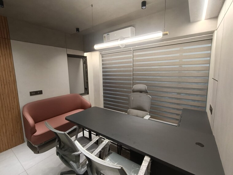 Team Area, ambawadi Commercial Office Space 1100 Sq.Ft. In Ambawadi Ahmedabad 9274629