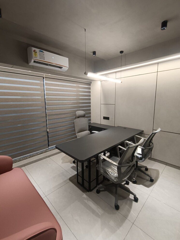 Team Area, ambawadi Commercial Office Space 1100 Sq.Ft. In Ambawadi Ahmedabad 9274629