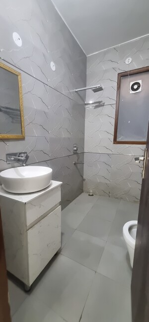 Team Area in 2 BHK Builder Floor at Sai Kunj New Palam  vihar, New Palam Vihar Phase 3 – for Sale