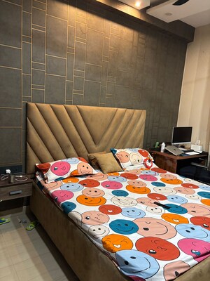 Bedroom in 3 BHK Builder Floor at Sector 15 – for Rent