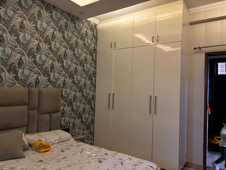 Bathroom, sector 15 3 Bedroom 1500 Sq.Ft. Builder Floor In Sector 15 Gurgaon 9274656