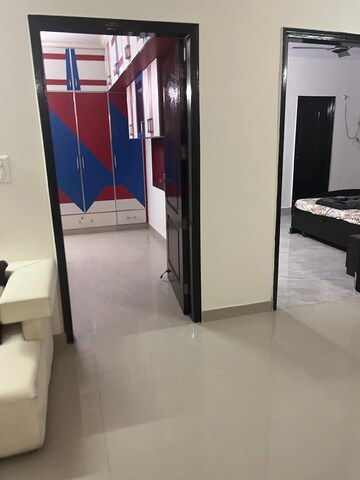 Staircase in 3 BHK Apartment at JMD Gardens, Sector 33 – for Rent