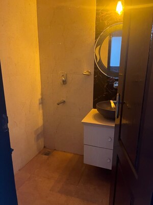 Bathroom in 3 BHK Apartment at JMD Gardens, Sector 33 – for Rent