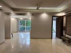 4 BHK + Servant Room Apartment For Sale in SS Hibiscus