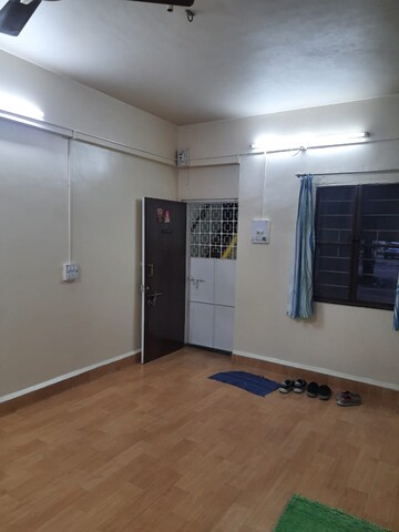 Room in 2 BHK Apartment at Vanaz Corner, Kothrud – for Rent