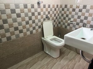 Bathroom in 2 BHK Apartment at Yogi Hills, Mulund West – for Rent