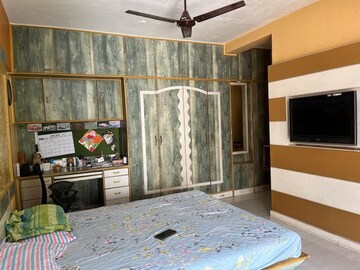 Bedroom in 2 BHK Apartment at Yogi Hills, Mulund West – for Rent