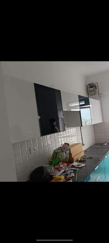 Team Area in 2 BHK Apartment at Kalpataru Immensa, Kolshet Road – for Rent