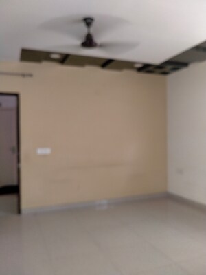 Room in 2 BHK Apartment at Tulip Lemon, Sector 69 – for Rent