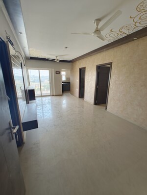 Room in 2.5 BHK Apartment at Unique Sapphire, Mohanpura – for Sale