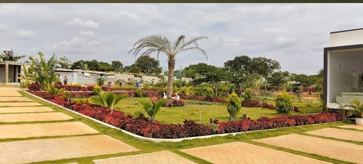 Garden, chikkaballapur  2400 Sq.Ft. Plot In Chikkaballapur Bangalore 9274750