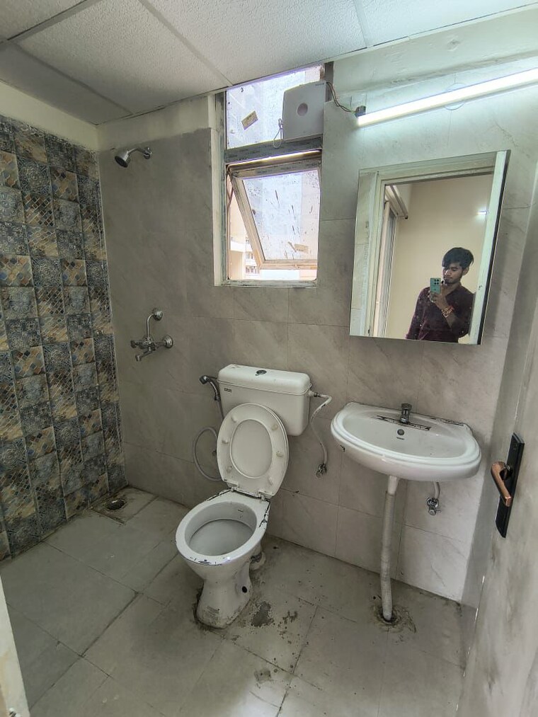 Bathroom, signature-the-millennia-2 2 Bedroom 1100 Sq.Ft. Apartment In Sector 37d Gurgaon 9274785