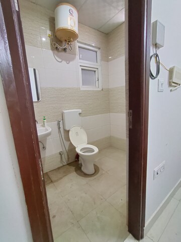 Bathroom in 1 RK Builder Floor at SS 100, Sector 49 – for Rent