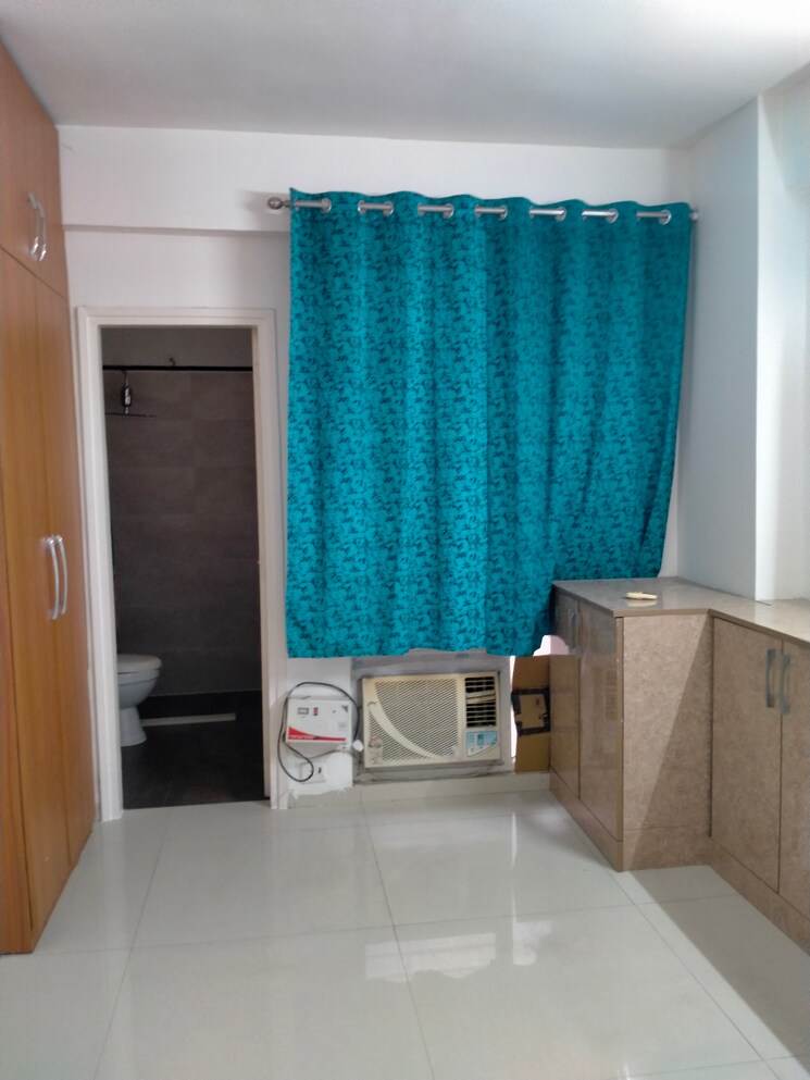 Room, suncity-avenue-76 2 Bedroom 682 Sq.Ft. Apartment In Sector 76 Gurgaon 9274804