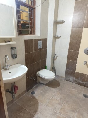 Bathroom in 2.5 BHK Builder Floor at RBC II, Sushant Lok I – for Rent