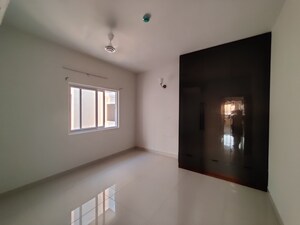 Room in 3 BHK Apartment at Prestige Tranquil, Kokapet – for Rent