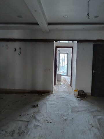 Room in 3 BHK Builder Floor at Sector 28 – for Sale