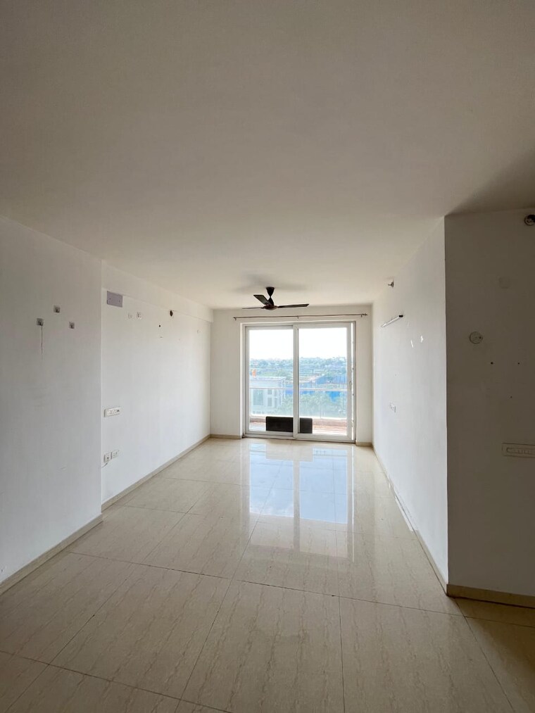 Room, sector 79 3 Bedroom 1925 Sq.Ft. Apartment In Sector 79 Faridabad 9274836