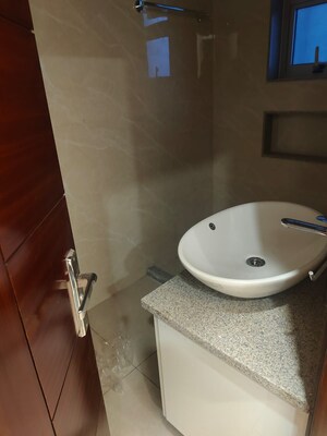 Bathroom in 2.5 BHK Builder Floor at Sector 52 – for Rent