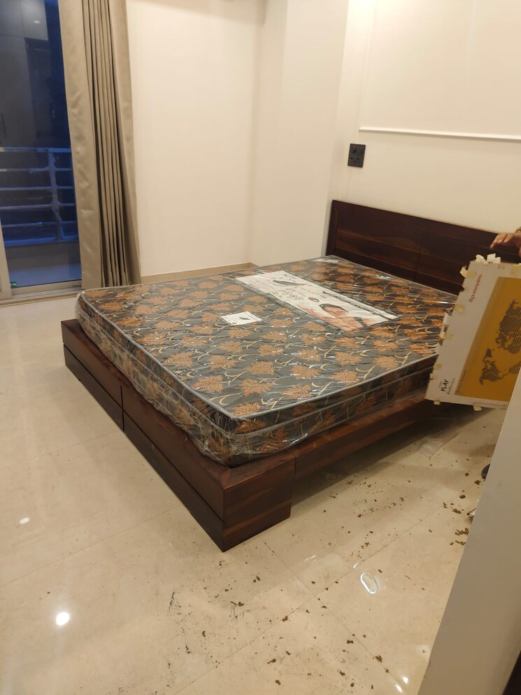 Bedroom, sector 52 2.5 Bedroom 1300 Sq.Ft. Builder Floor In Sector 52 Gurgaon 9274844