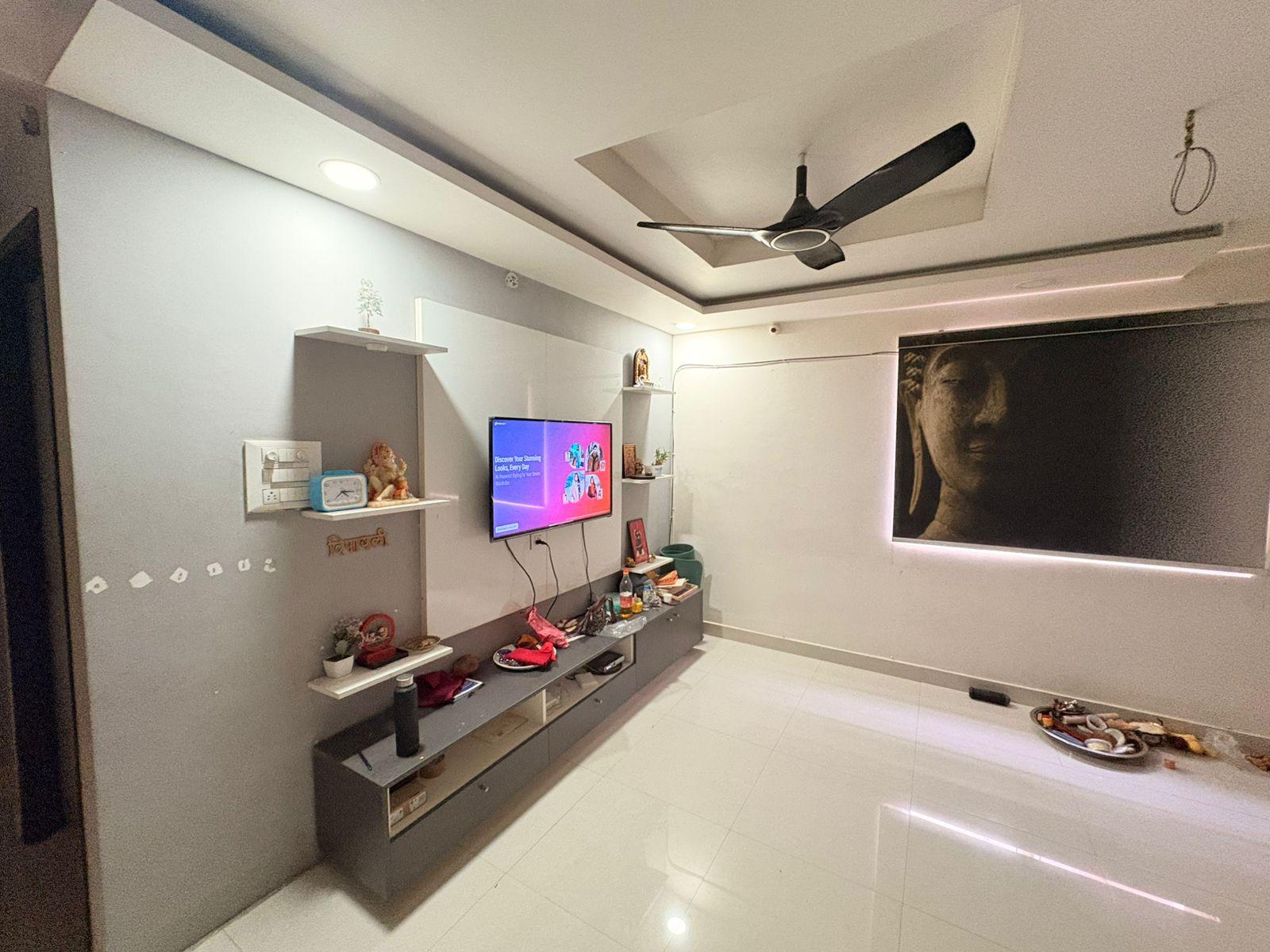 2 BHK + Pooja Room Apartment For Rent in Qamer Enclave