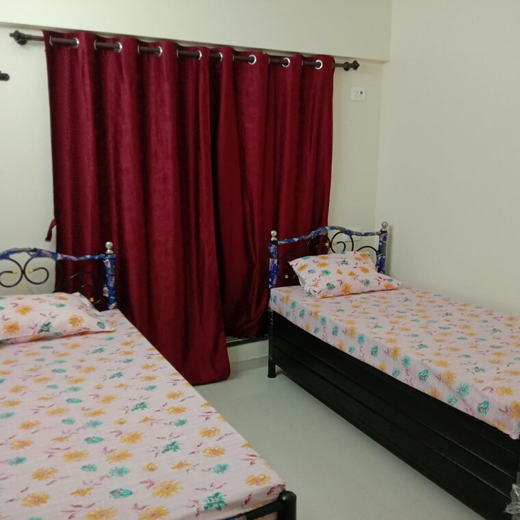 Bedroom, thane west Pg For Boys In Thane West 9274846