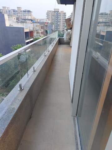 Balcony in 2.5 BHK Builder Floor at Sector 52 – for Rent