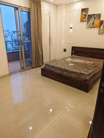 Bedroom in 2.5 BHK Builder Floor at Sector 52 – for Rent