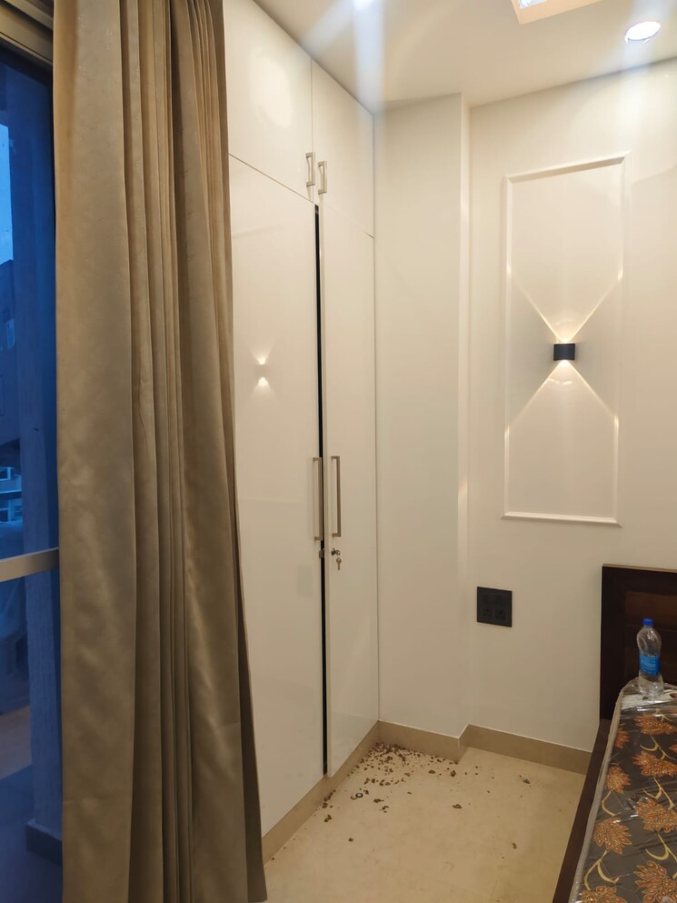 Bathroom, sector 52 2.5 Bedroom 1300 Sq.Ft. Builder Floor In Sector 52 Gurgaon 9274859