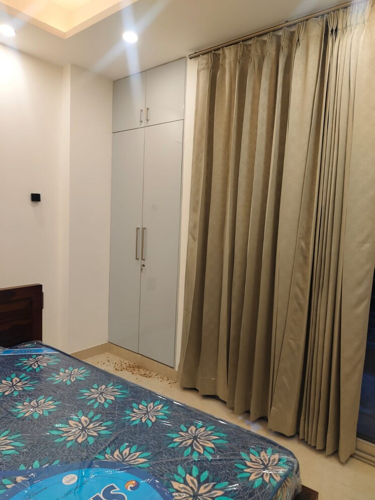 Bedroom, sector 52 2.5 Bedroom 1300 Sq.Ft. Builder Floor In Sector 52 Gurgaon 9274859