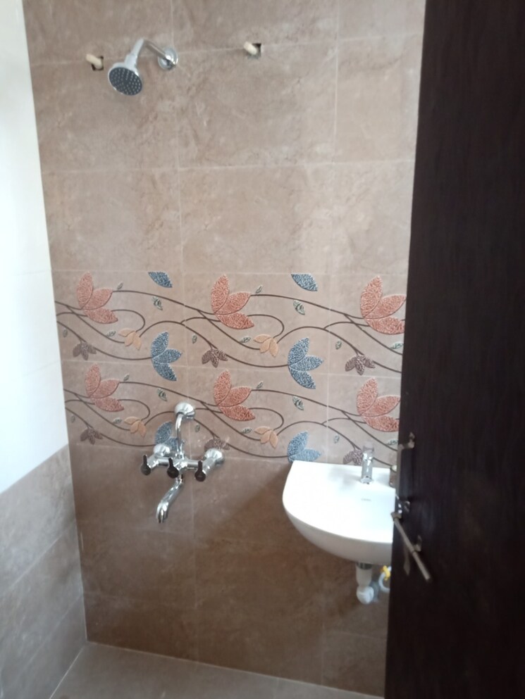 Bathroom, sharda colony 2 Bedroom 760 Sq.Ft. Apartment In Sharda Colony Pune 9274885