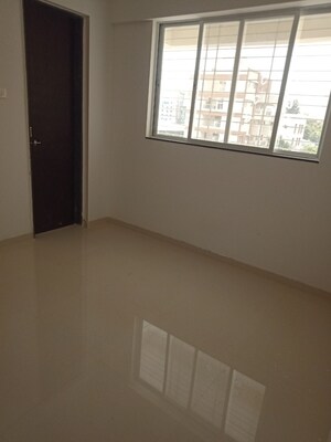 Room in 2 BHK Apartment at Sharda Colony – for Sale