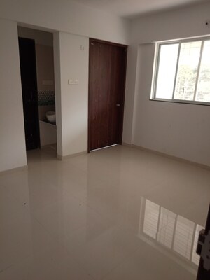 Room in 2 BHK Apartment at Sharda Colony – for Sale
