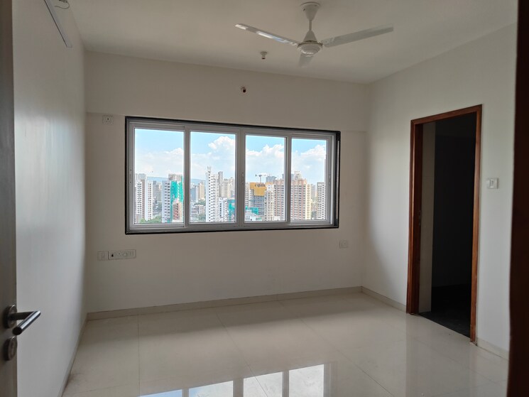 Room, dadar west 2 Bedroom 700 Sq.Ft. Apartment In Dadar West Mumbai 9274880