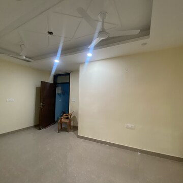 Room in 2 BHK Builder Floor at Chattarpur – for Rent