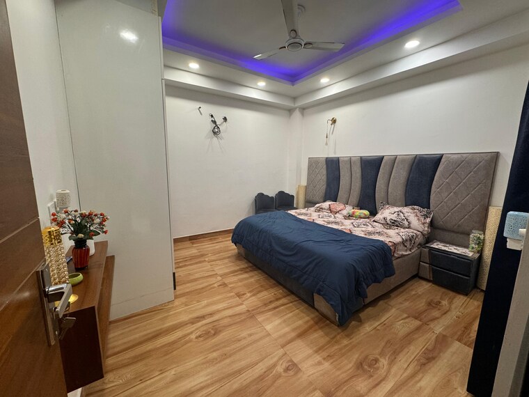 Living Room, sector 12a 2 Bedroom 1050 Sq.Ft. Builder Floor In Sector 12a Gurgaon 9274890