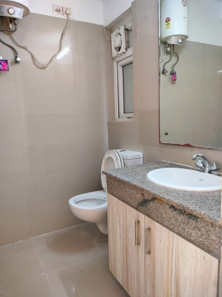 Bathroom, emaar-the-enclave 3 Bedroom 1895 Sq.Ft. Apartment In Sector 66 Gurgaon 9274882