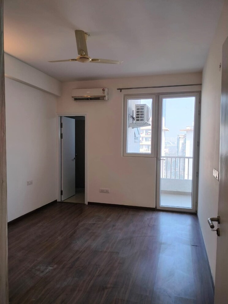 Room, emaar-the-enclave 3 Bedroom 1920 Sq.Ft. Apartment In Sector 66 Gurgaon 9274894