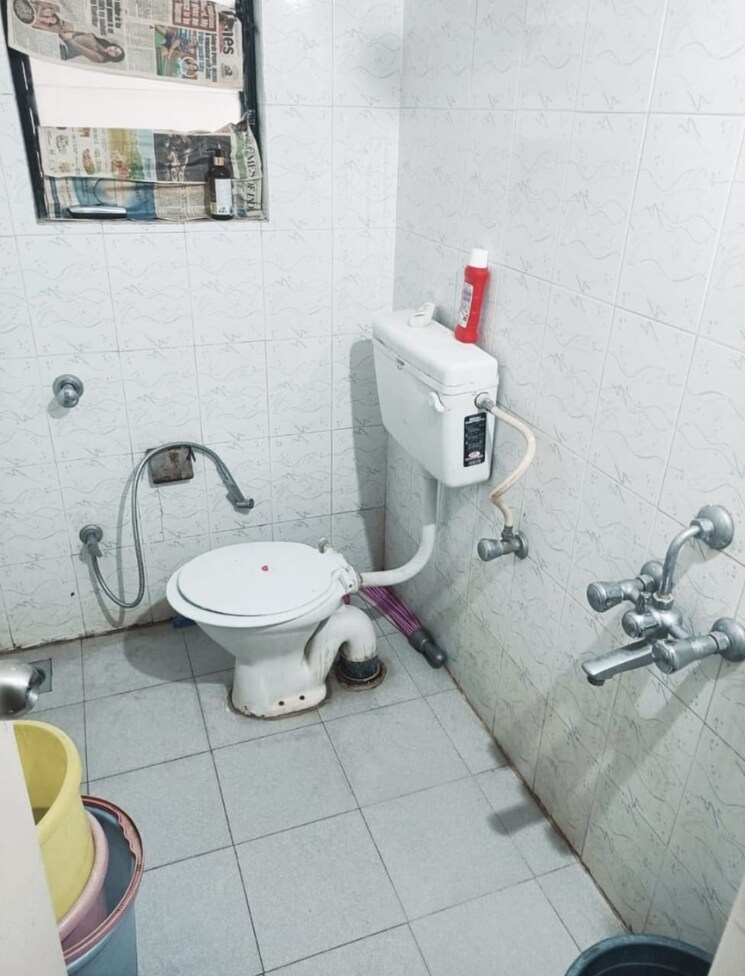 Bathroom, kunal-icon 2 Bedroom 1044 Sq.Ft. Apartment In Pimple Saudagar Pune 9274893