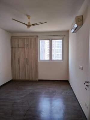 Room in 4 BHK Apartment at Emaar The Enclave, Sector 66 – for Sale