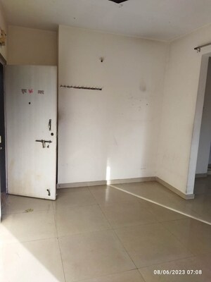 Room in 1 BHK Apartment at Bora Planet, Pimple Nilakh – for Sale
