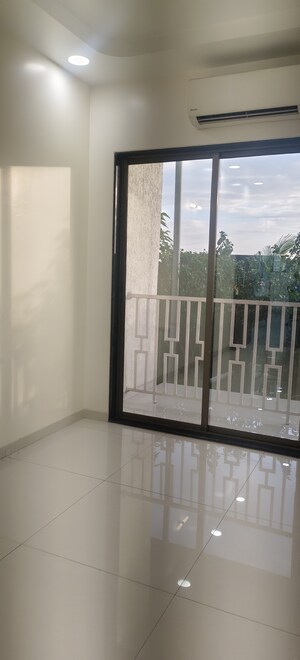 Room in 1 BHK Apartment at Radheya Sai Enclave, Naigaon East – for Sale