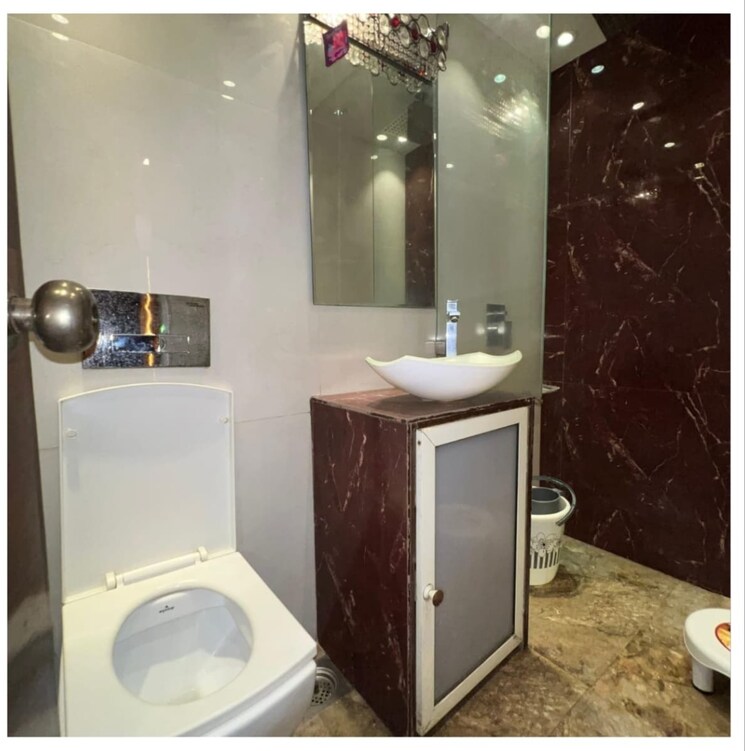 Attached Bathroom, rohit-apartments 2 Bedroom 900 Sq.Ft. Apartment In Andheri West Mumbai 9274973