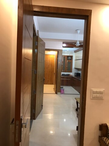 Building Lobby in 2 BHK Builder Floor at Sector 43 – for Rent