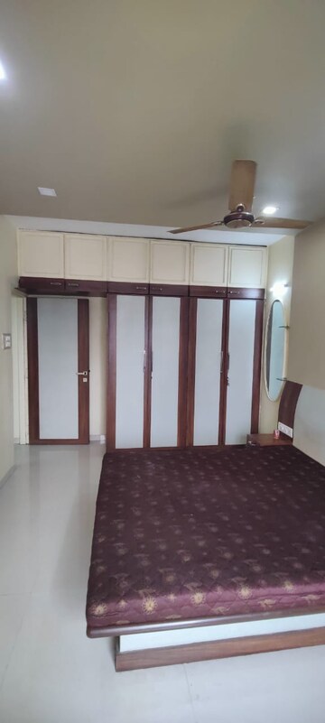 Bedroom in 2 BHK Apartment at Utpal Park Apartment, Mahim – for Rent