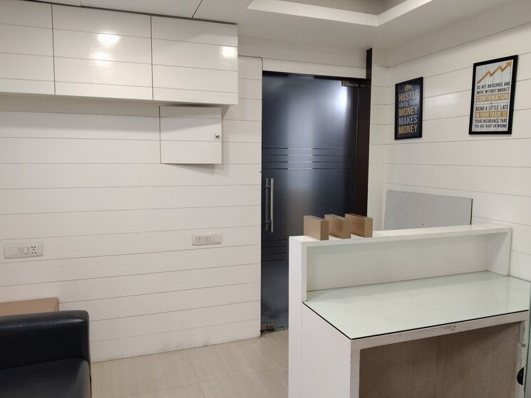 Kitchen, netaji subhash place Commercial Office Space 993 Sq.Ft. In Netaji Subhash Place Delhi 9275014