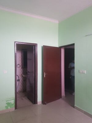 Master Bedroom in 2 BHK Builder Floor at Shri Ram Plaza Vaishali, Vaishali Sector 4 – for Rent