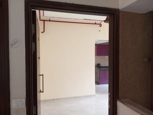 Room in 1 BHK Apartment at Sunteck West World, Tivri – for Sale