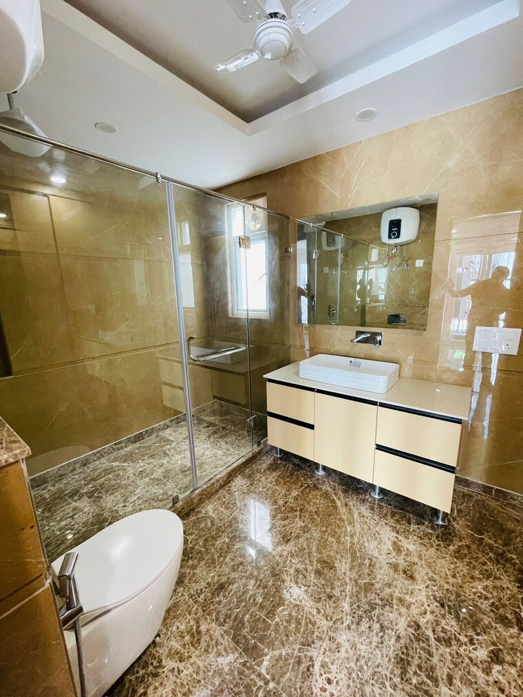 Attached Bathroom, saket 4 Bedroom 1800 Sq.Ft. Builder Floor In Saket Delhi 9275035