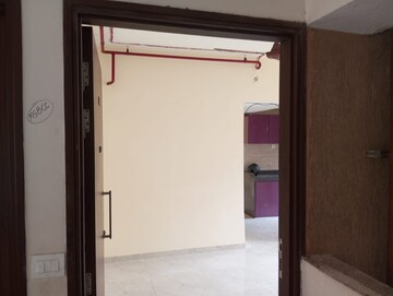 Room in 1 BHK Apartment at Sunteck West World Phase 2 Tivri, Naigaon East – for Rent